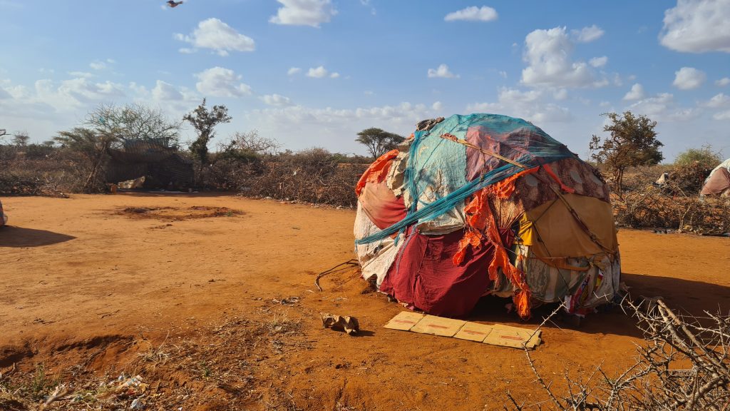 Ali en het hutje Somalië Doolow World Vision