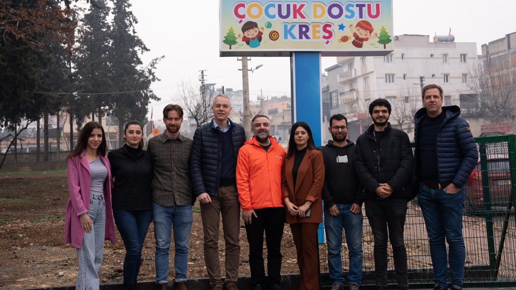 Collega's uit Nederland met de collega's uit Turkije in Kilis