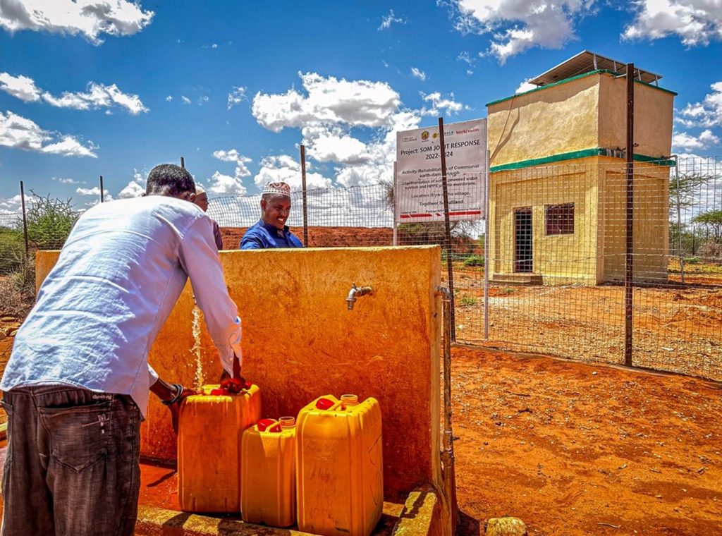 Verbeterd waternetwerk in Riyo Zidho village.